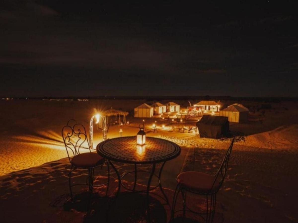 Desert Paradise Luxury Camp 梅尔祖卡 外观 照片