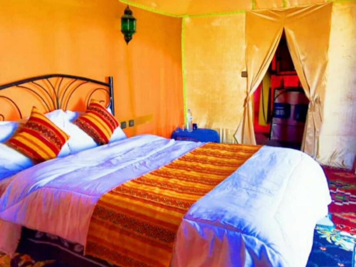 Desert Paradise Luxury Camp 梅尔祖卡 外观 照片