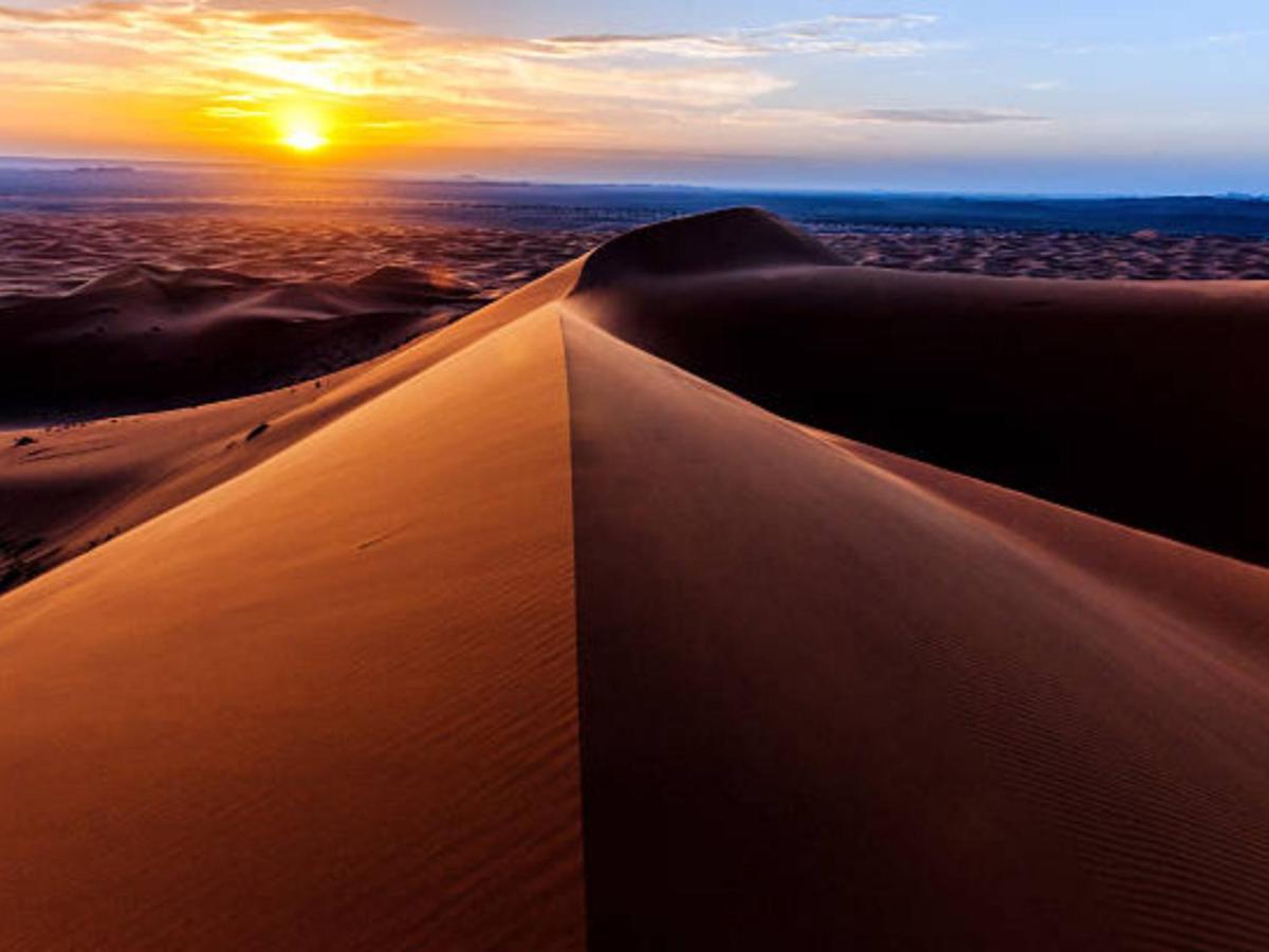 Desert Paradise Luxury Camp 梅尔祖卡 外观 照片