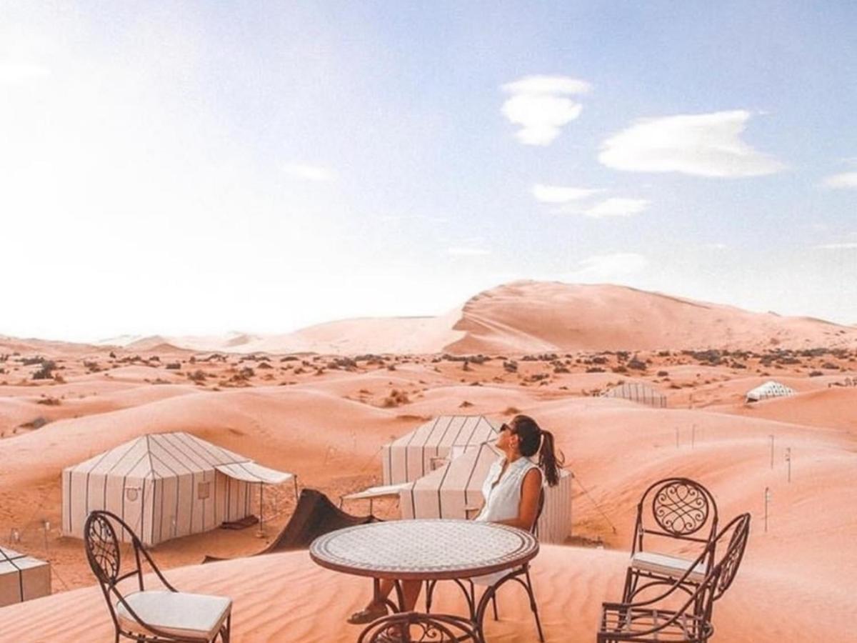 Desert Paradise Luxury Camp 梅尔祖卡 外观 照片