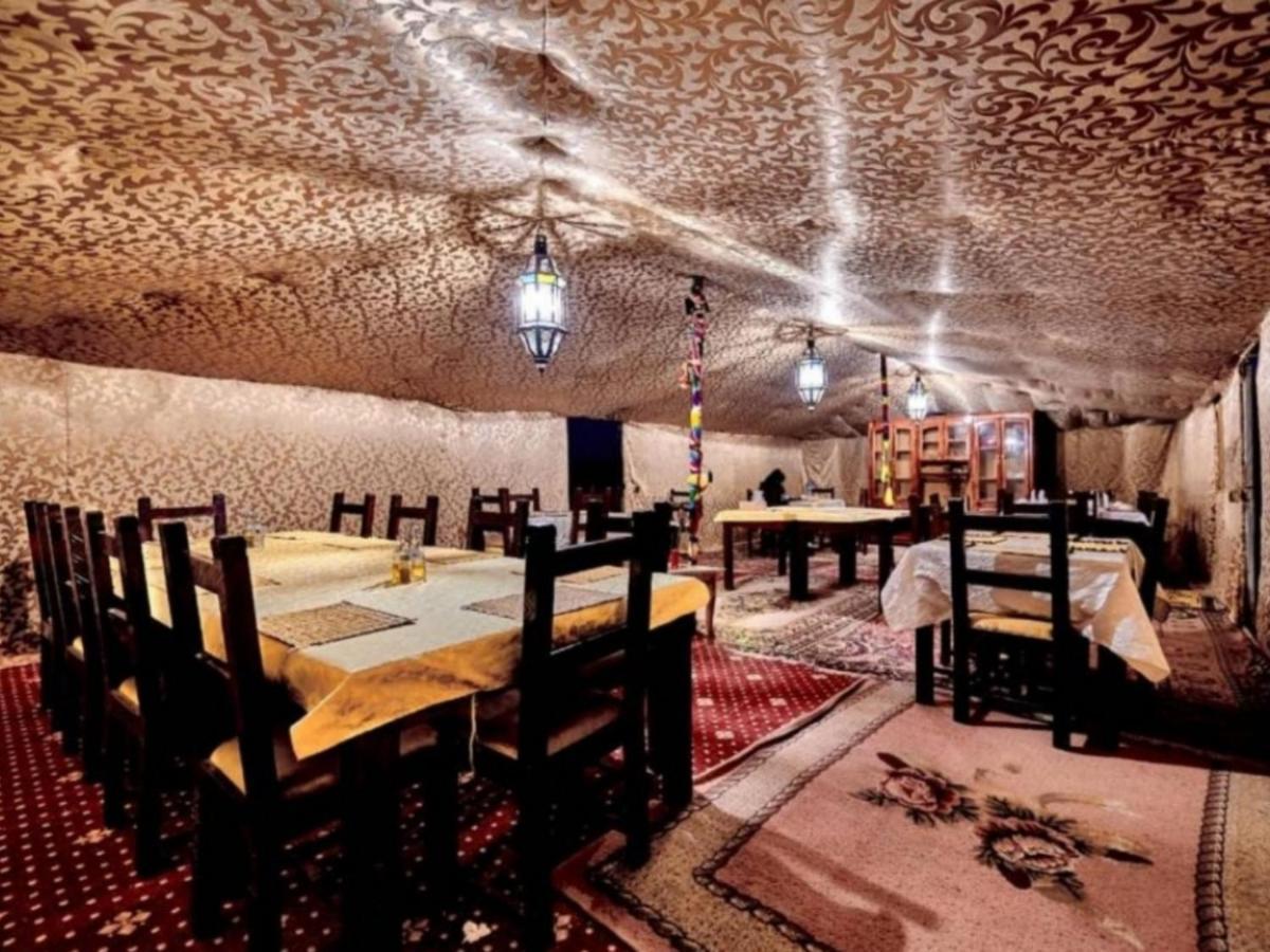 Desert Paradise Luxury Camp 梅尔祖卡 外观 照片