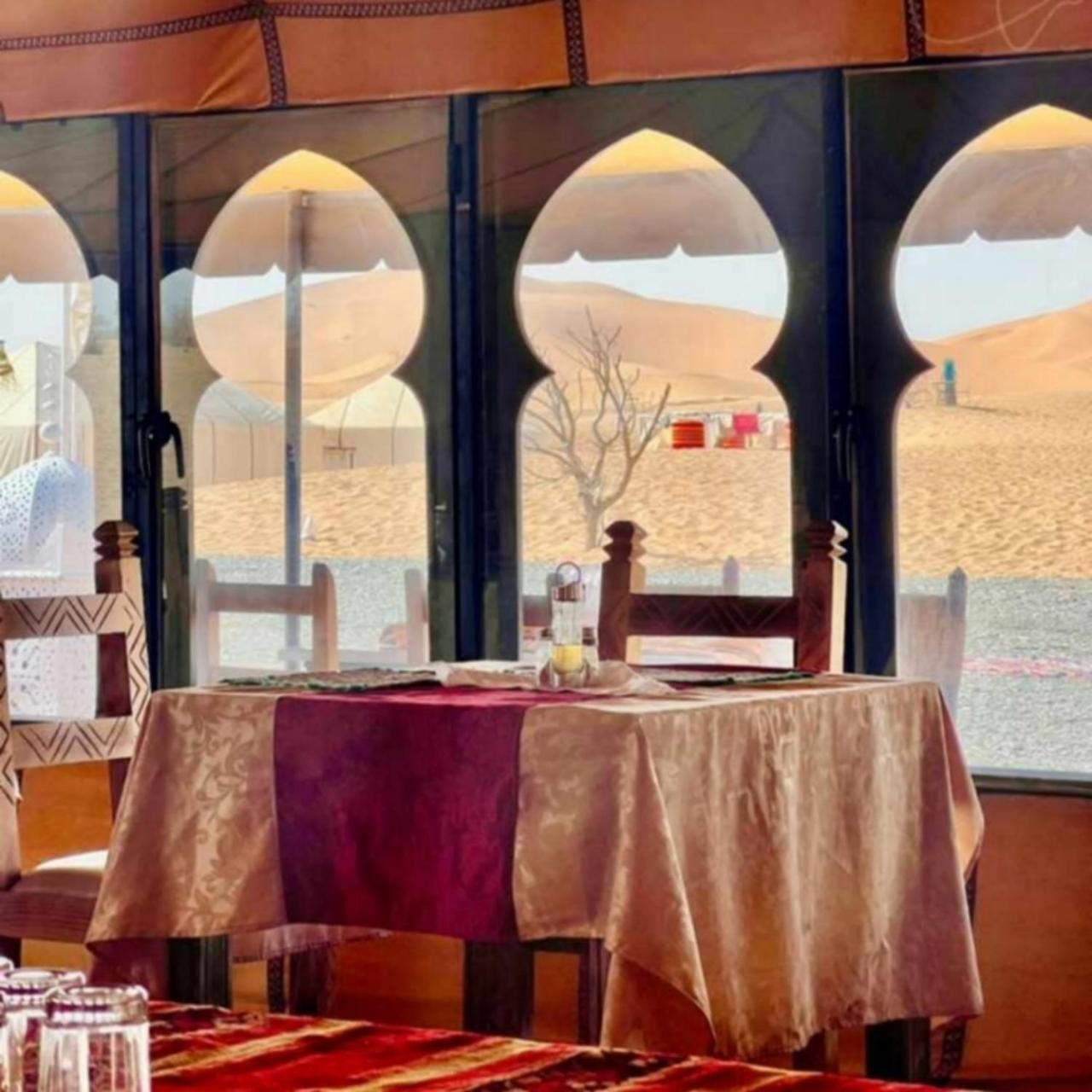 Desert Paradise Luxury Camp 梅尔祖卡 外观 照片