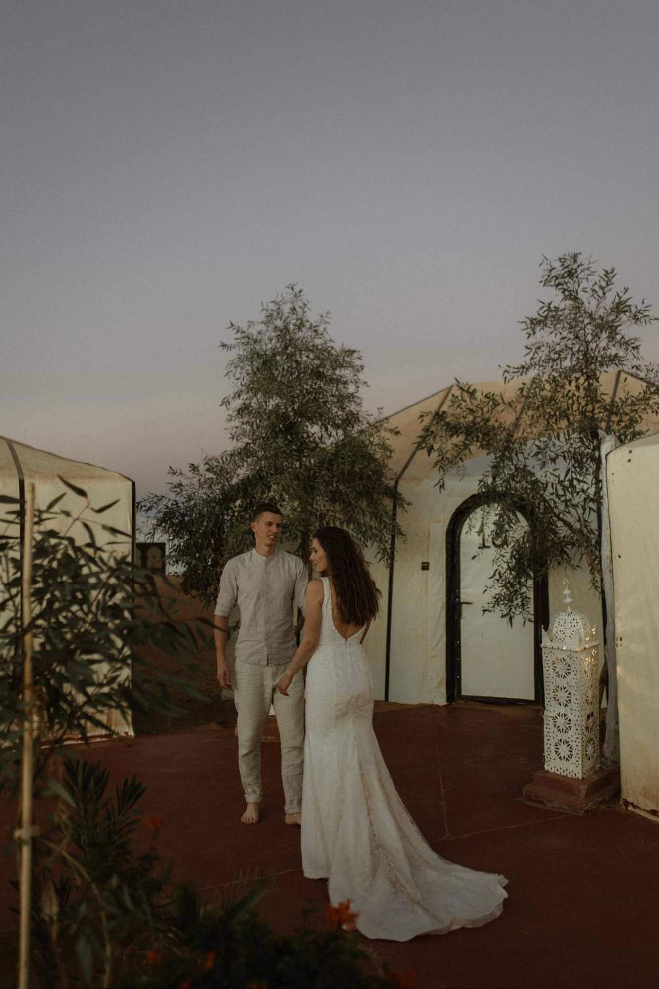 Desert Paradise Luxury Camp 梅尔祖卡 外观 照片